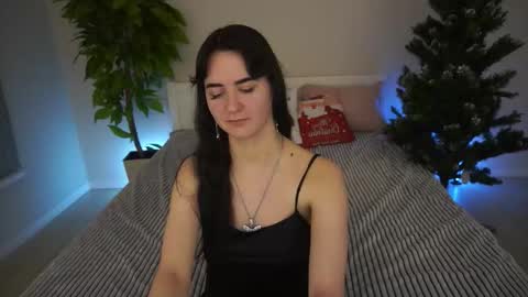 Violette online show from January 2026 02:20:01 PM