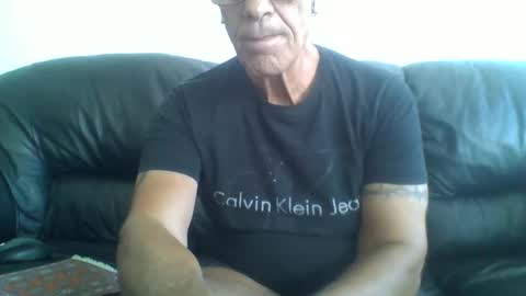 Snapshot of besi620901 chatting on June 2026 04:50:02 PM besi620901 online show from June 2026 04:50:02 PM