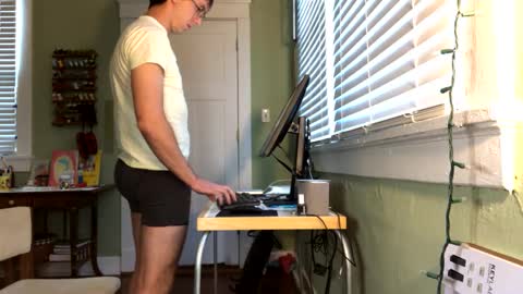 Snapshot of best_triam chatting on October 2025 10:18:02 PM best_triam online show from October 2025 10:18:02 PM