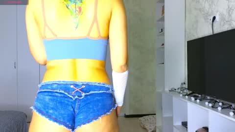 Snapshot of bestgirls2021 chatting on January 2025 02:56:01 AM Hellen and Natali online show from January 2025 02:56:01 AM