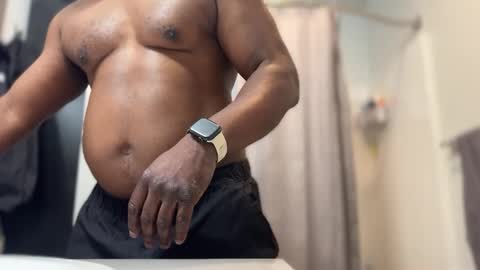 Snapshot of bestkeptsecre_t chatting on January 2025 11:24:01 PM bestkeptsecre t online show from January 2025 11:24:01 PM