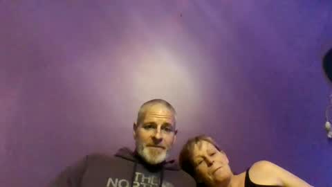 Snapshot of bestredinbed chatting on April 2026 10:05:01 AM bestredinbed online show from April 2026 10:05:01 AM