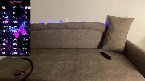 Teya online show from November 2025 07:06:01 PM