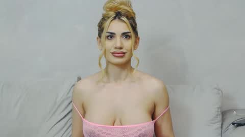 bethierusse online show from January 2025 09:51:01 PM