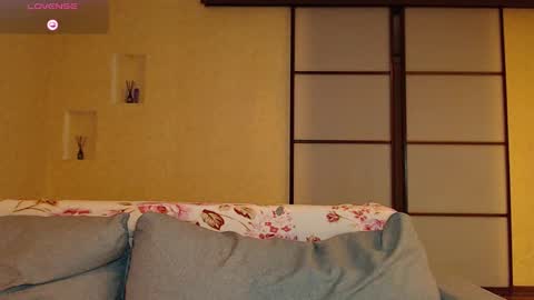 Elizabeth online show from February 2025 01:38:01 PM