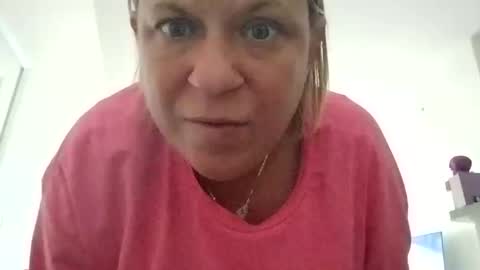 Snapshot of betsygore78 chatting on September 2025 05:14:02 PM betsygore78 online show from September 2025 05:14:02 PM