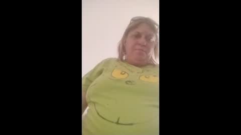 Snapshot of betsygore78 chatting on February 2026 06:03:02 PM betsygore78 online show from February 2026 06:03:02 PM