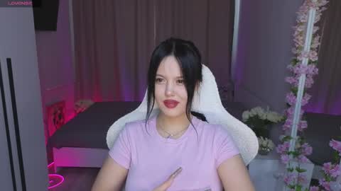 Betty online show from October 2025 01:52:01 PM