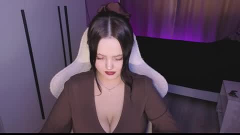 Betty online show from May 2026 01:49:02 PM