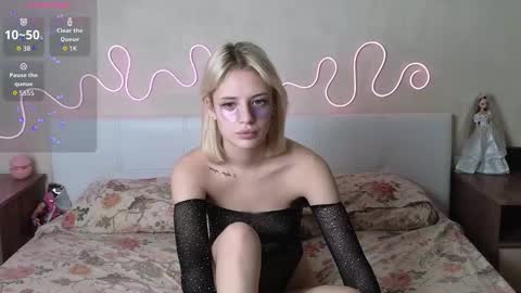 Betty and Oscar online show from November 2025 08:26:02 AM