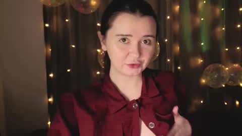 Snapshot of betty_boop_12 chatting on December 2025 11:09:01 PM Betty online show from December 2025 11:09:01 PM