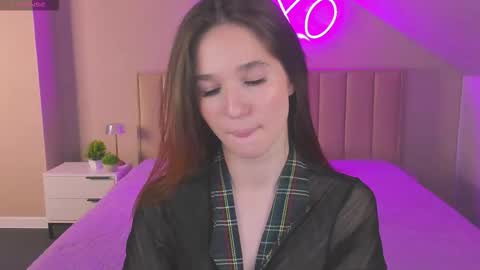 Snapshot of betty_nicolsson chatting on November 2025 09:52:01 AM Eva online show from November 2025 09:52:01 AM