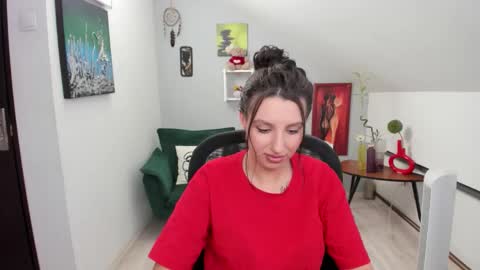 bettyjamess online show from October 2025 05:35:01 PM