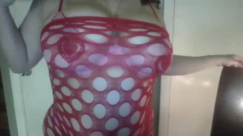 Betty Smoke online show from February 2025 05:42:02 AM