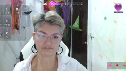 Snapshot of bety_cum3 chatting on October 2025 11:21:02 AM bibiana online show from October 2025 11:21:02 AM