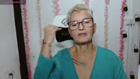 Snapshot of bety_cum3 chatting on July 2026 12:30:02 PM bibiana online show from July 2026 12:30:02 PM