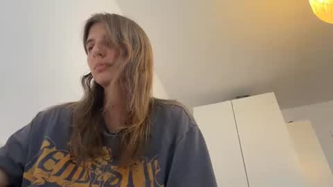 Snapshot of beulahweikert chatting on August 2026 04:09:01 PM Lina online show from August 2026 04:09:01 PM