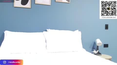 Nicolle Aviles online show from October 2025 01:39:01 AM