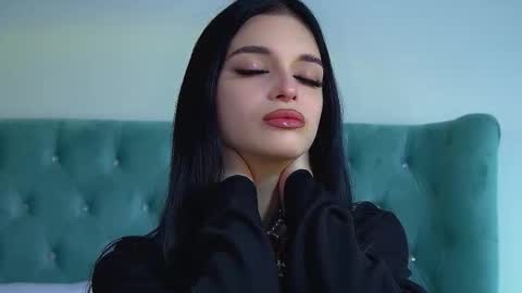 Beverly online show from February 2026 07:09:02 PM