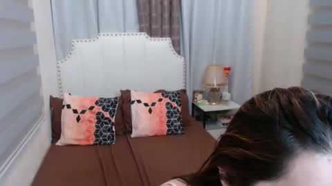 Nixie online show from February 2026 01:46:02 AM