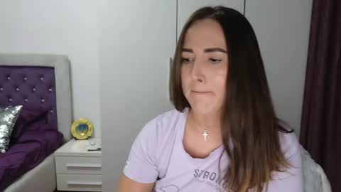   BeyonceDoll       Twitter DollBeyonce    online show from March 2026 07:06:02 PM