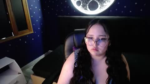 Snapshot of beyota_11 chatting on December 2025 07:53:02 PM beyota online show from December 2025 07:53:02 PM