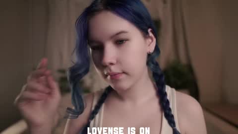 Snapshot of bezuya chatting on December 2025 01:36:01 AM Eliz online show from December 2025 01:36:01 AM