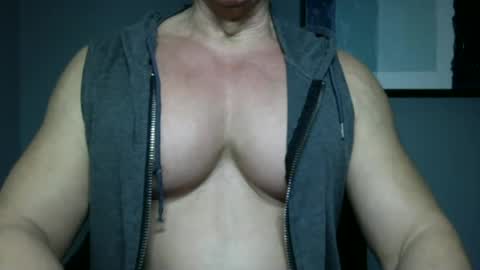 Snapshot of bgdkmuscleguy chatting on January 2025 01:26:02 AM BGDKMUSCLEGUY - SELECTED BY CHATURBATE AS A TOP BROADCASTER FOR 2023 online show from January 2025 01:26:02 AM