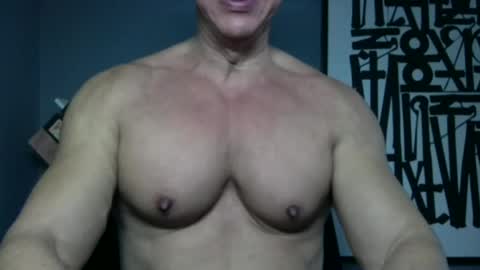 BGDKMUSCLEGUY - SELECTED BY CHATURBATE AS A TOP BROADCASTER FOR 2023 online show from April 2026 05:14:02 PM