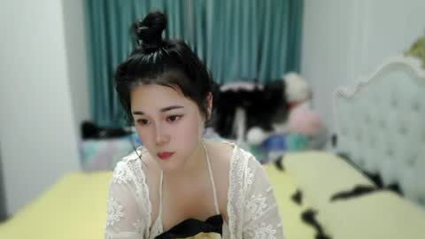 bhhuangxiaomei online show from June 2026 12:14:01 PM