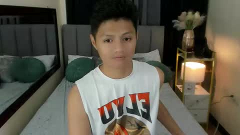 bhillrhey121103 online show from January 2026 06:29:01 AM