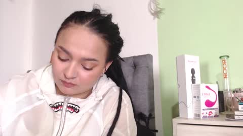 BiaBia online show from December 2024 07:36:01 PM