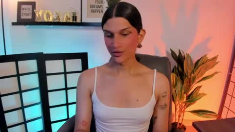 bianca_baldwin01 online show from May 2026 09:45:01 PM