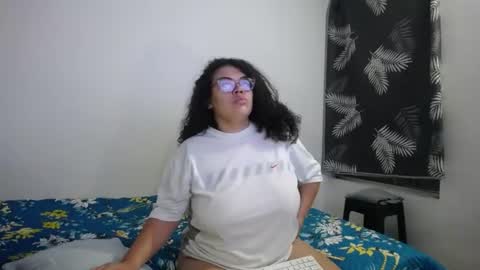 Bianca Tuesday to Sunday from 2am to 6am UTC-5 online show from June 2026 09:44:02 AM
