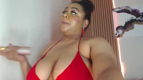 Bianca Follerach online show from May 2026 11:17:01 AM