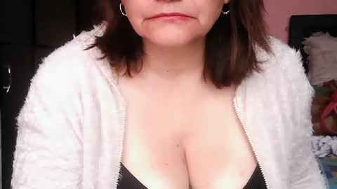 Snapshot of biancasteel chatting on June 2026 04:33:01 PM biancasteel online show from June 2026 04:33:01 PM
