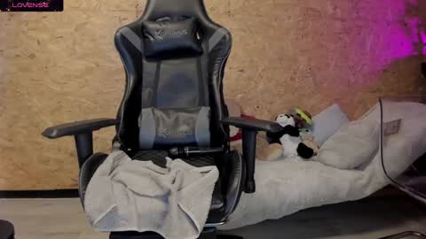 Biancastrong.. IGThebiancastrong online show from February 2025 03:16:02 AM