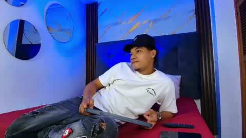 Bick Khonn online show from May 2026 08:04:02 PM