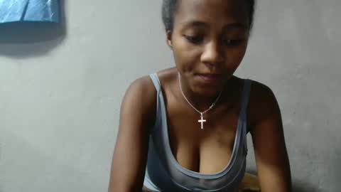 bienvenue987832 online show from April 2026 10:46:01 AM