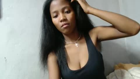 bienvenue987832 online show from May 2026 12:11:01 PM