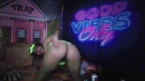 thatcoupledawg online show from March 2026 05:34:01 AM