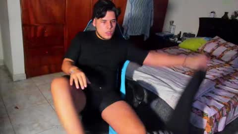 Logan Sprouse online show from October 2025 08:18:01 PM