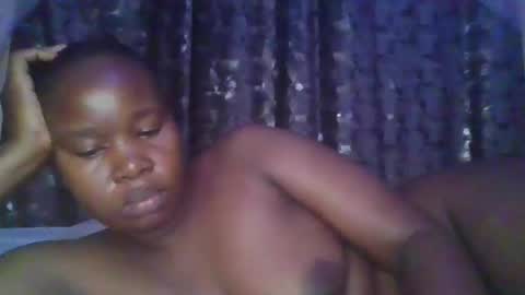 Snapshot of big_diva chatting on October 2025 03:03:02 AM big_diva online show from October 2025 03:03:02 AM