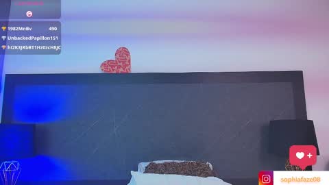 Snapshot of big_tits_in_your_face chatting on March 2025 02:03:01 AM Tell me Sophia  online show from March 2025 02:03:01 AM