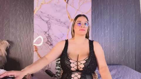 Tell me Sophia  online show from February 2026 08:40:02 PM