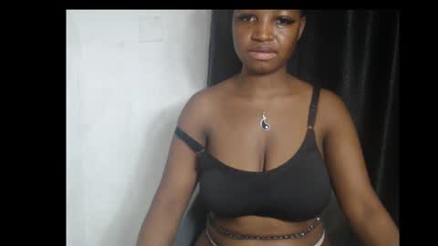 Snapshot of bigassdrip chatting on February 2026 07:24:02 PM bigassdrip online show from February 2026 07:24:02 PM