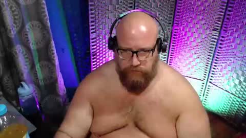 BigBear4Cuddles online show from June 2026 01:30:01 AM