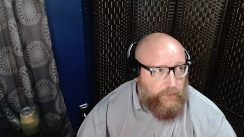 BigBear4Cuddles online show from June 2026 02:09:02 AM