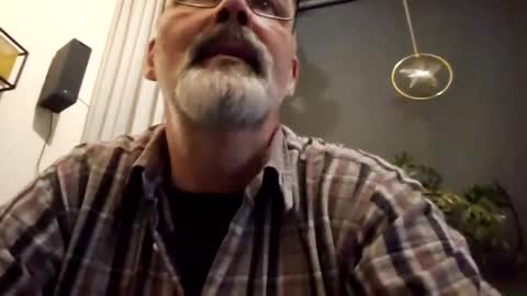 Snapshot of bigbibear88 chatting on December 2024 06:54:01 AM bigbibear88 online show from December 2024 06:54:01 AM