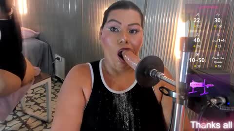 Snapshot of bigboobs_violeta chatting on October 2025 09:24:02 PM VIOLETA online show from October 2025 09:24:02 PM